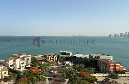 Apartment - 2 Bedrooms - 3 Bathrooms for sale in Viva West - Viva Bahriyah - The Pearl Island - Doha