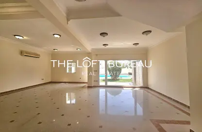 Villa - 3 Bedrooms - 3 Bathrooms for rent in South Gate - West Bay Lagoon - Doha