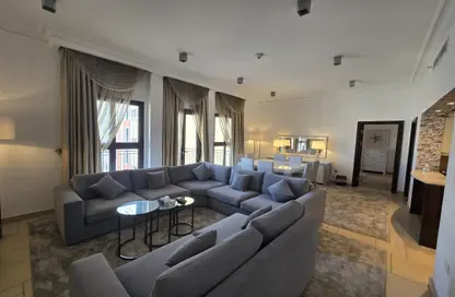 Apartment - 2 Bedrooms - 3 Bathrooms for rent in Murano - Qanat Quartier - The Pearl Island - Doha