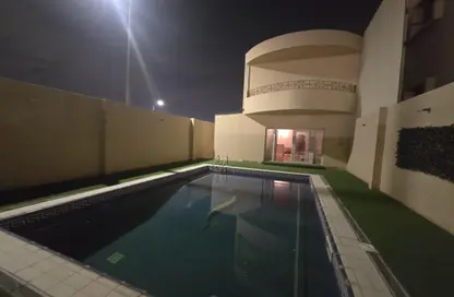 Duplex - 2 Bedrooms - 3 Bathrooms for rent in Al Duhail North - Al Duhail - Doha