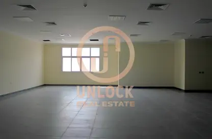 Office Space - Studio - 2 Bathrooms for rent in Al Kharaitiyat - Al Kharaitiyat - Al Kharaitiyat - Umm Salal Mohammed