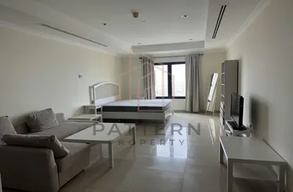 Apartment - 1 Bathroom for rent in East Porto Drive - Porto Arabia - The Pearl Island - Doha