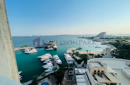 Apartment - 4 Bedrooms - 5 Bathrooms for rent in Central Business District - West Bay - Doha