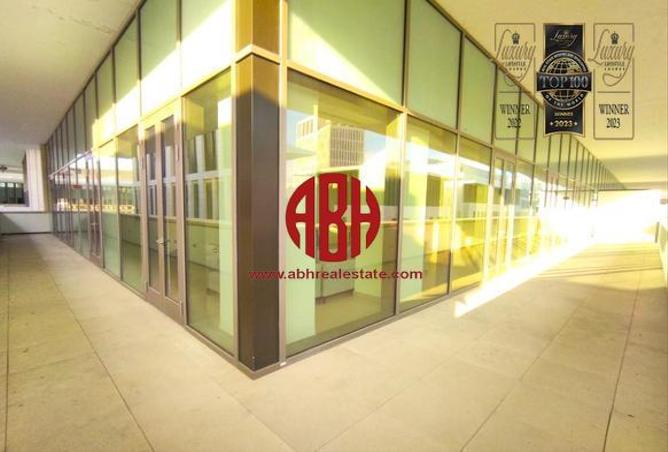 Apartment - 3 Bedrooms - 4 Bathrooms for rent in Al Khail 3 - Al Khail - Msheireb Downtown Doha - Doha