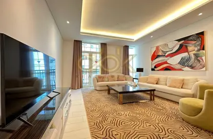 Apartment - 2 Bedrooms - 3 Bathrooms for rent in The Garden - Floresta Gardens - The Pearl Island - Doha