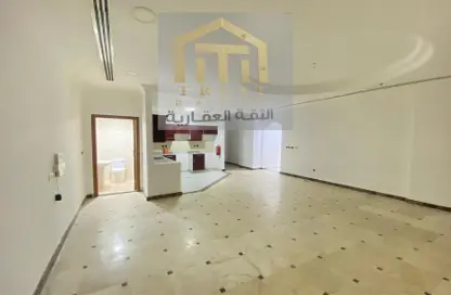 Apartment - 3 Bedrooms - 3 Bathrooms for rent in Aabdullah Bin Sultan Al Thani - C-Ring Road - Al Sadd - Doha