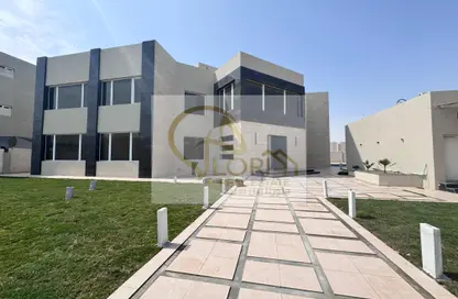 Villa - 7 Bedrooms - 7+ Bathrooms for rent in Al Dafna - Al Dafna - Doha