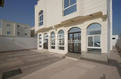 Villa - 7 Bedrooms - 7 Bathrooms for sale in Al Thumama - Al Thumama - Doha