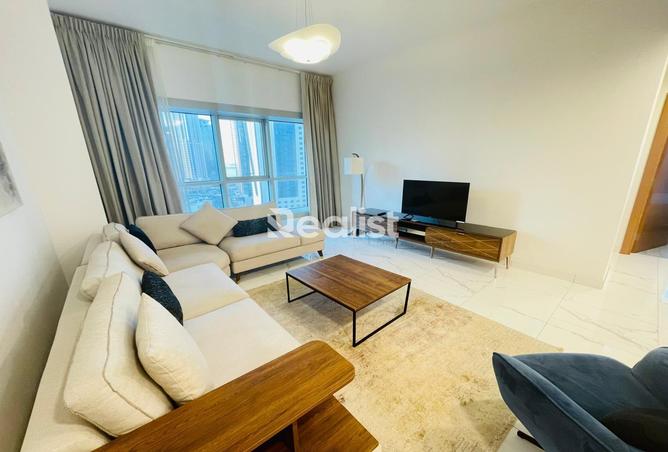 Apartment - 1 Bedroom - 2 Bathrooms for rent in West Bay Tower - West Bay - West Bay - Doha