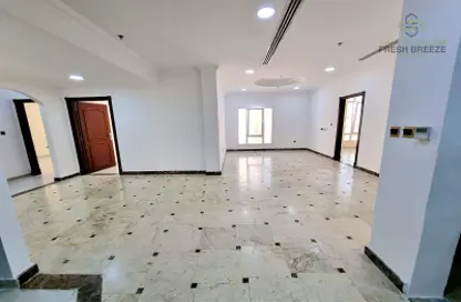 Apartment - 4 Bedrooms - 4 Bathrooms for rent in Al Sadd - Al Sadd - Doha