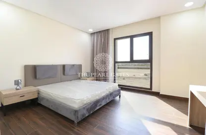 Apartment - 2 Bedrooms - 2 Bathrooms for sale in Lusail City - Lusail