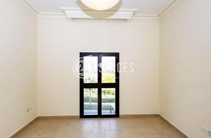 Apartment - 3 Bedrooms - 4 Bathrooms for rent in Carnaval - Qanat Quartier - The Pearl Island - Doha