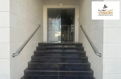 Apartment - 2 Bedrooms - 3 Bathrooms for rent in Fereej Bin Omran - Doha