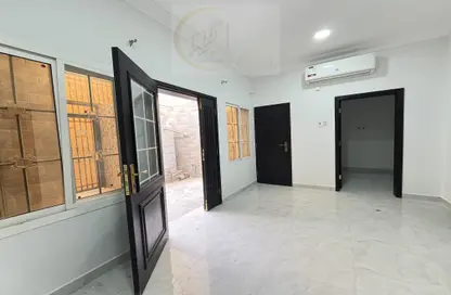 Apartment - 4 Bedrooms - 2 Bathrooms for rent in Najma 28 - Ibn Dirhem Street - Najma - Doha