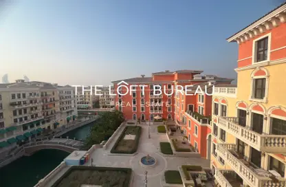 Apartment - 2 Bedrooms - 3 Bathrooms for rent in Carnaval - Qanat Quartier - The Pearl Island - Doha