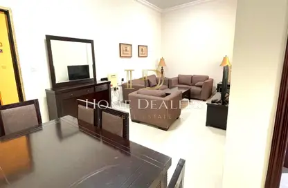 Apartment - 2 Bedrooms - 2 Bathrooms for rent in Al Nasr Street - Al Nasr - Doha