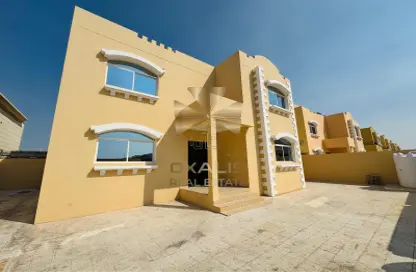 Villa - 4 Bedrooms - 4 Bathrooms for rent in Bu Hamour Street - Abu Hamour - Doha