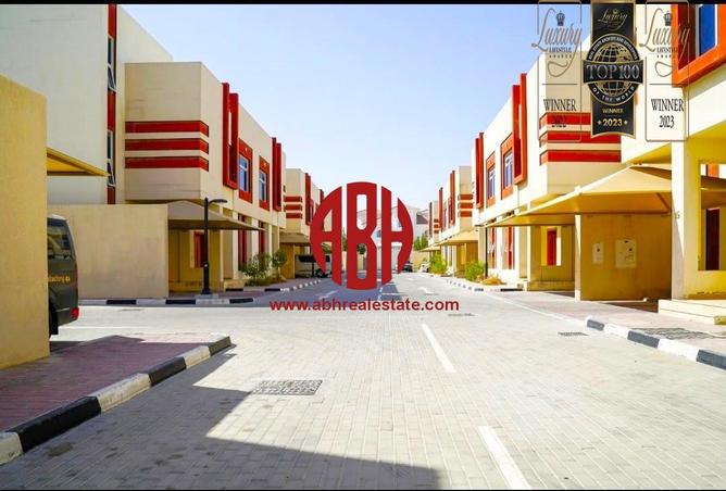 Villa - 5 Bedrooms - 5 Bathrooms for rent in Wadi Al Markh - Muraikh - AlMuraikh - Doha