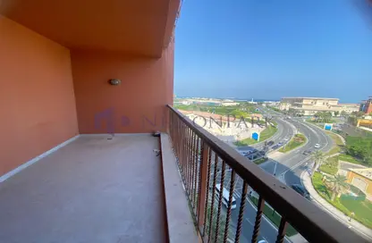 Apartment - 2 Bedrooms - 3 Bathrooms for rent in East Porto Drive - Porto Arabia - The Pearl Island - Doha