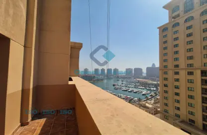 Apartment - 2 Bedrooms - 3 Bathrooms for rent in Tower 16 - Porto Arabia - The Pearl Island - Doha