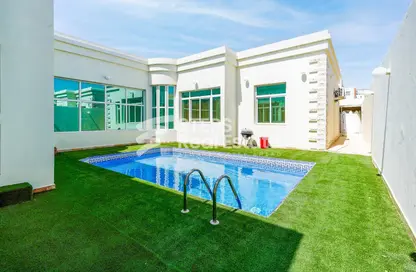 Villa - 3 Bedrooms - 4 Bathrooms for rent in Bu Hamour Street - Abu Hamour - Doha