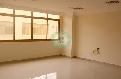 Apartment - 2 Bedrooms - 3 Bathrooms for rent in Al Sadd Road - Al Sadd - Doha