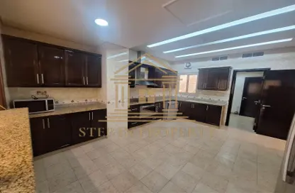 Villa - 5 Bedrooms - 7 Bathrooms for rent in Al Messila - Al Messila - Doha