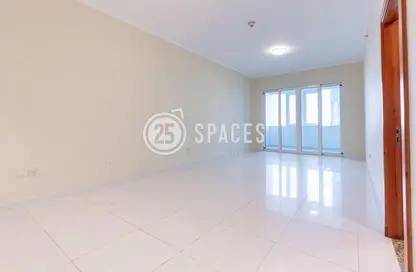 Apartment - 3 Bedrooms - 3 Bathrooms for rent in Viva East - Viva Bahriyah - The Pearl Island - Doha