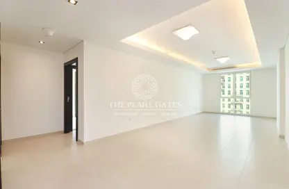 Apartment - 1 Bedroom - 2 Bathrooms for sale in Viva West - Viva Bahriyah - The Pearl Island - Doha