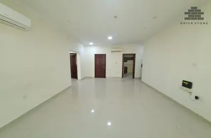 Apartment - 2 Bedrooms - 2 Bathrooms for rent in Hiteen Street - Al Muntazah - Doha