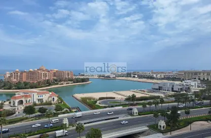 Apartment - 2 Bedrooms - 3 Bathrooms for rent in East Porto Drive - Porto Arabia - The Pearl Island - Doha