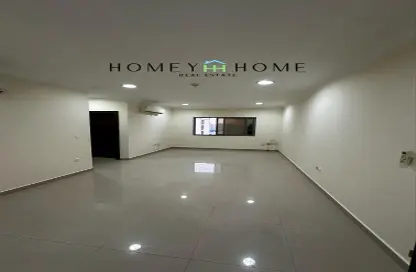 Apartment - 2 Bedrooms - 2 Bathrooms for rent in Al Sadd Road - Al Sadd - Doha