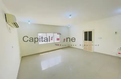 Apartment - Studio - 1 Bathroom for rent in Tadmur Street - Old Airport Road - Doha