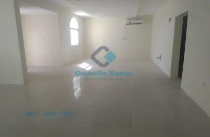 Villa - 5 Bedrooms - 5 Bathrooms for rent in Ain Khaled - Ain Khaled - Doha