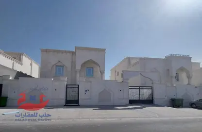 Villa - 7+ Bedrooms - 7 Bathrooms for sale in Muraikh - AlMuraikh - Doha