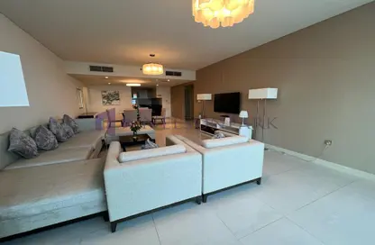 Apartment - 3 Bedrooms - 4 Bathrooms for sale in Lusail Residence - Marina District - Lusail