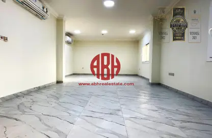 Apartment - 3 Bedrooms - 3 Bathrooms for rent in Somerset Al Mansoura - Al Mansoura - Doha