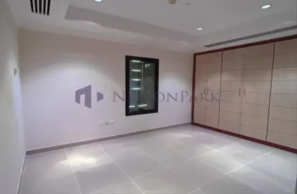 Apartment - 1 Bedroom - 2 Bathrooms for sale in East Porto Drive - Porto Arabia - The Pearl Island - Doha