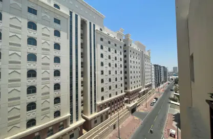 Apartment - 3 Bedrooms - 2 Bathrooms for rent in Tameer Residence West - Al Rayyan Road - Al Sadd - Doha