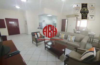 Apartment - 1 Bedroom - 2 Bathrooms for rent in Al Thani Commercial building - Musheireb - Musheireb - Doha