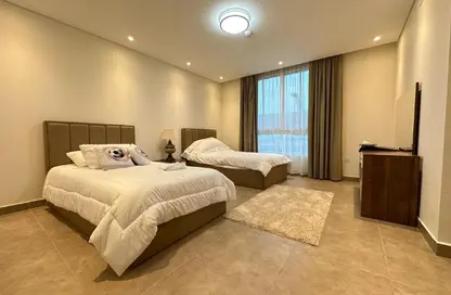 Apartment - 2 Bedrooms - 3 Bathrooms for rent in Lusail City - Lusail