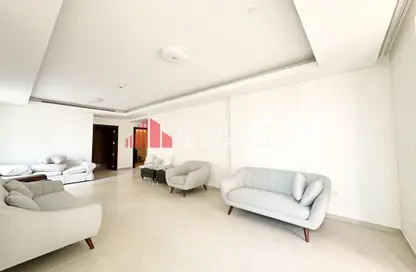 Apartment - 2 Bedrooms - 2 Bathrooms for rent in Viva West - Viva Bahriyah - The Pearl Island - Doha