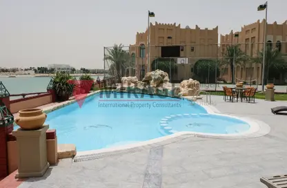 مجمع سكني - 5 غرف نوم - 6 حمامات للايجار في فلل واست باي لاغون - وست باي لاجون - بحيرة وست لاجون - الدوحة