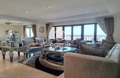 Apartment - 3 Bedrooms - 4 Bathrooms for rent in West Porto Drive - Porto Arabia - The Pearl Island - Doha