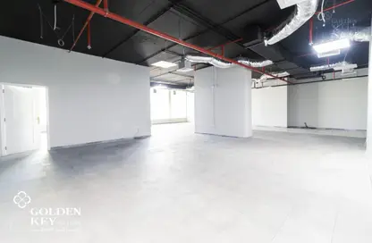 Office Space - Studio - 2 Bathrooms for rent in Al Sadd Road - Al Sadd - Doha