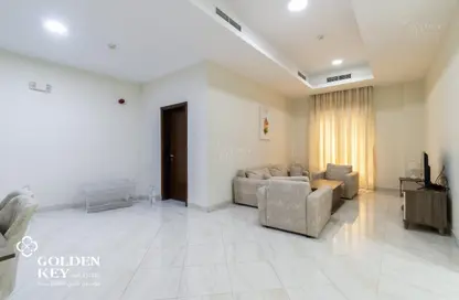 Whole Building - Studio - 2 Bathrooms for rent in Rawdat Al Khail - Rawdat Al Khail - Doha