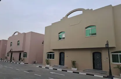 Apartment - 3 Bedrooms - 3 Bathrooms for rent in Al Ain Compound 3 - Al Ain Compound - Ain Khaled - Doha