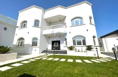 Villa for sale in Onaiza - Onaiza - Doha