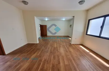 Apartment - 3 Bedrooms - 3 Bathrooms for rent in Al Mansoura - Al Mansoura - Doha