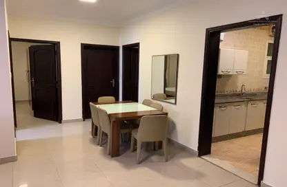 Apartment - 2 Bedrooms - 2 Bathrooms for rent in Umm Ghuwalina - Umm Ghuwailina - Doha